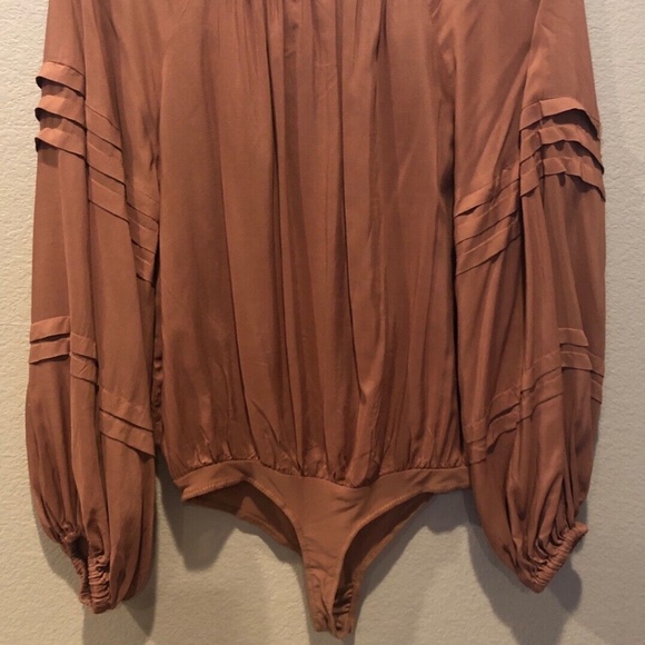 Women's Boutique Wishlist Rust Ruffled Tassel Blouse One Piece Bodysuit S/M/L - Picture 6 of 10